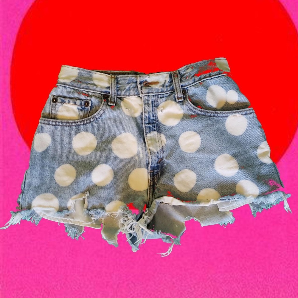 LEVIS 550 RELAXED FIT TAPERED POLKA DOT SHORTS